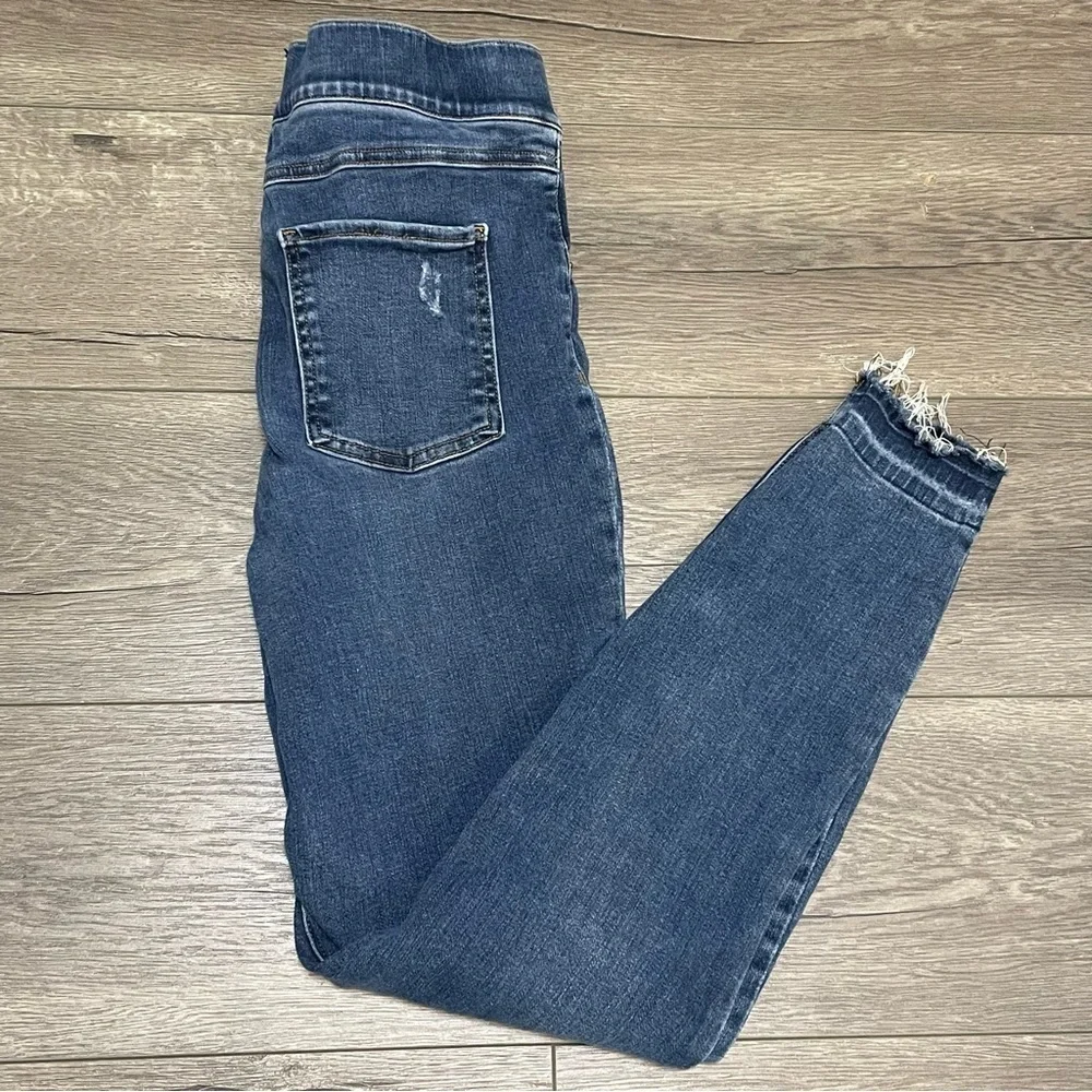 Spanx Distressed Ankle Skinny Jeans in Medium Wash High Rise Sz M Style 20203R. - Picture 10 of 10
